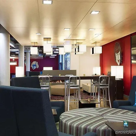 Hotell Aloft Schuman 3*