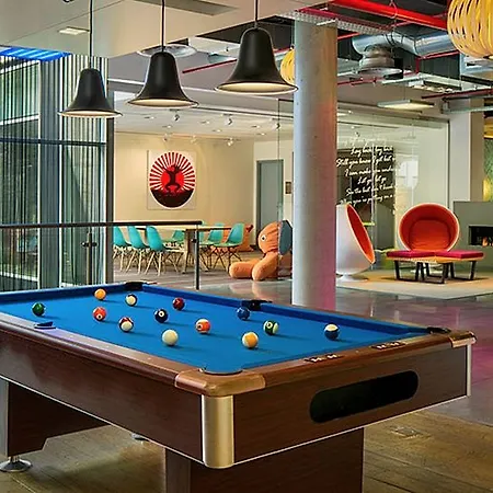 Hotell Aloft Schuman 3*
